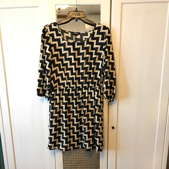 Dresses & Skirts - Chevron Dress